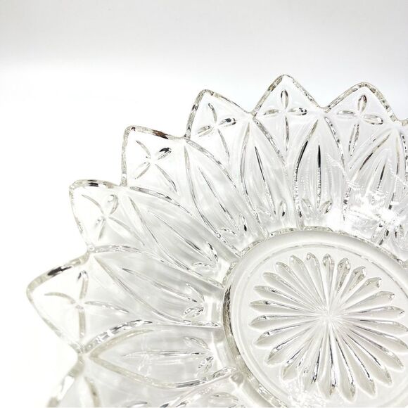 Vintage Federal Cut Glass Dish Bowl Sun Flower Sunflower Petal Starburst Pattern - Picture 3 of 10